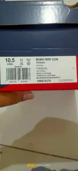 Sepatu Reebok Court Clean