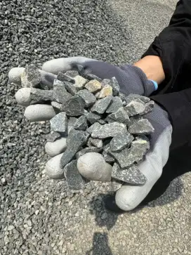 Menjual Batu split langsung dari pertambangan