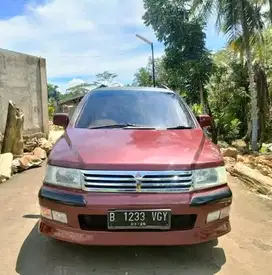 Mitsubishi chariot space wagon
