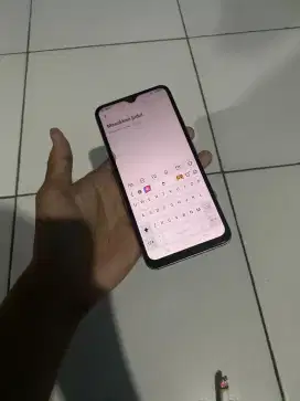 Vivo y19  ram 8/256