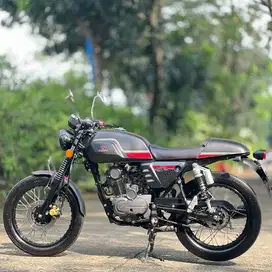 BENELLI MOTOBI 152 HITAM 2022 KM 4K ASLI PAJAK PANJANG SIAP GASPOL