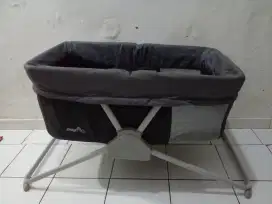 Baby box merk evenflo,tempat tidur bayi merk evenflo