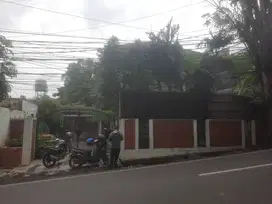 Rumah 2 Lantai Ada Pool Di Bangka, Hanya 13 Menit ke Tol Tebet