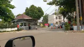 Disewakan Rumah Strategis Tahunan