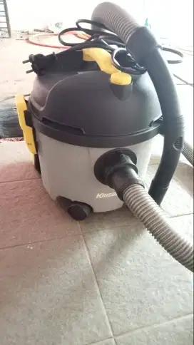 Dijual Vacuum Cleaner Krisbow 10l 1000watt - Seken