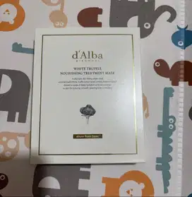 D’alba masker viral