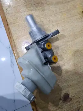 Pajero Dakar Cylinder assy, brake Master. Sisa Gudang. BARANG BAGUS