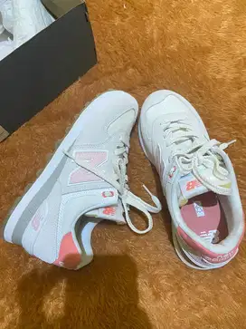 Jual sepatu NB baru Women Sz 36,5