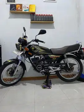 Rk king tahun 2002 asli hitam, upgrade SE ss lengkap sampe faktur.