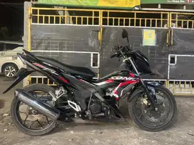 Honda sonic 150 R thun 2018 pajak panjang mesin halus joz siap gas gan