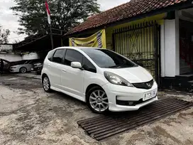 HONDA JAZZ RS GE8 2014 AT - LOW KM - SERVIS RUTIN BENGKEL RESMI