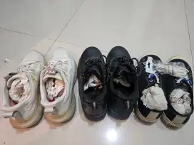Sepatu bekas kondisi bagus dijual borongan