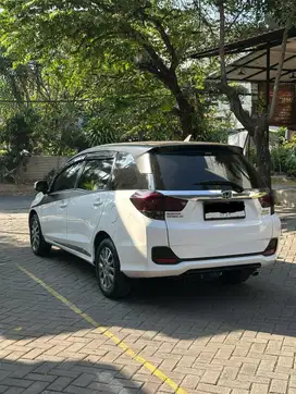 Honda Mobilio 1.5 M CVT