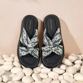 Sandal Bostanten