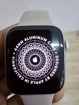 IWATCH SE (2ND GEN) 44MM A2723