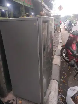 Kulkas 2 pintu kondisi normal