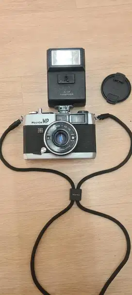 Kamera analog fujica Mp + flash, pajangan antik, kamera antik, jadul