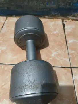 2 Barbel atau Dumbell 10KG