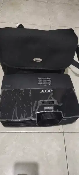 Proyektor acer X1284PG/XGA 3600 JERNIH/MULUS SEGEL