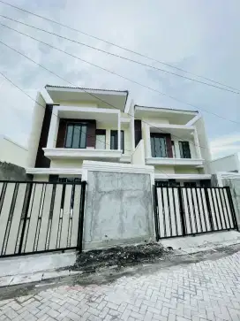 Dijual Rumah 2 Lantai Full Bangunan – Medokan Ayu, Dekat UPN & RSUD