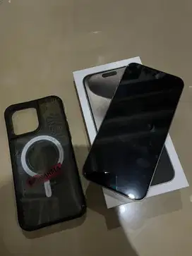 Iphone 15 Pro Max 256 GB Natural Titanium Like New