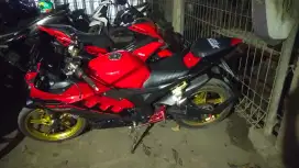 Yamaha yzf R15 v2