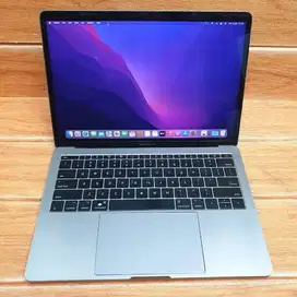 Macbook pro 2017 13 inc Minus Murah