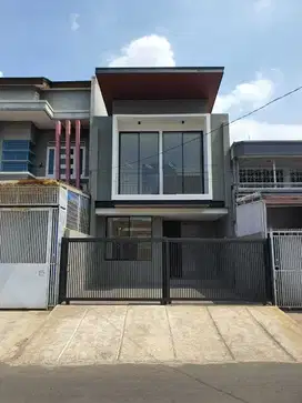Rumah Baru Siap Huni di Komplek Sumber Sari