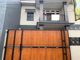 Rumah SHM 3 Lt Siap KPR dekat Gerbang Tol Jati Warna J-32680