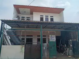 Rumah LB 148 Hadap Timur 9 Mnt ke Plaza Metropolitan J-34652