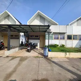 Rumah 17 Mnt ke The Park Sawangan Hadap Timur Siap KPR J-36012