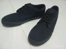 Sepatu/Sneakers Airwalk size 45