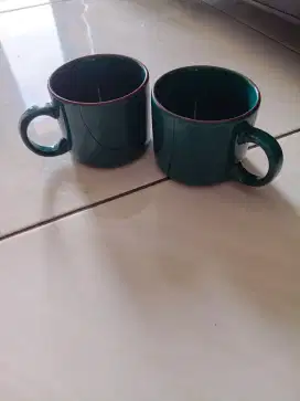 2 Cangkir Kopi cantik