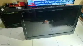 Tv LCD Sharp Aquos 42inchi .Bekas (belum digital)