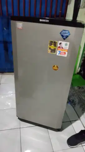 Kulkas 1 pintu sanken