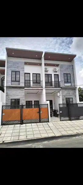 Rumah minimalis perumahan penjaringan sari merr Rungkut