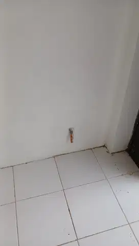 Ruko Disewa - Karawaci - Depan Superindo Harkit (baru renov)