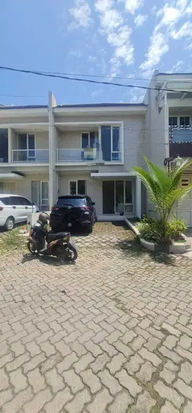 Rumah Murah 2 Lantai Di Kebraon Surabaya Barat