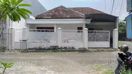 Dijual Rumah Hook Di Perumahan Taman Bougenvile Sambikerep Surabaya