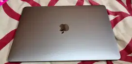 Macbook Pro (2020) 13 inch
