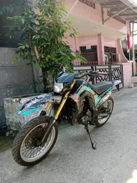 Supermoto basic viar 200