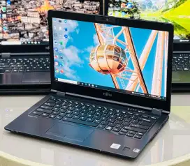Fujitsu U7410 
-Intel Core i7 gen10