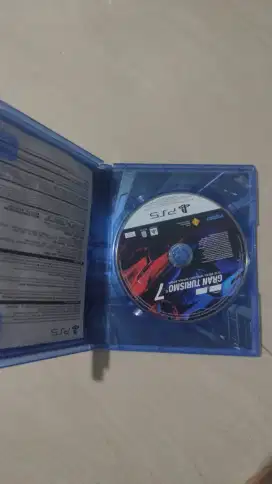 Kaset PS5 Gran Turismo 7