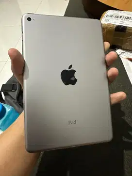 Ipad mini 4 Wifi Inter 16 GB Grey masih bagus
