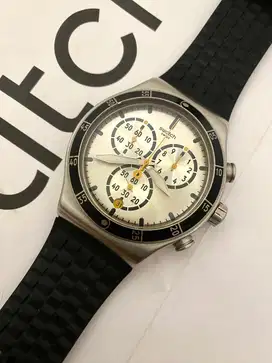 Swatch Chrono YVS