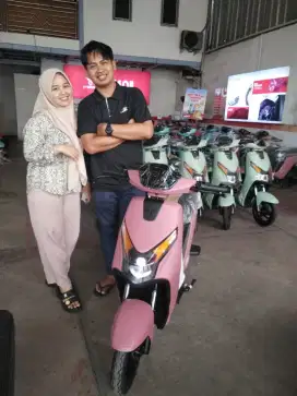 READY SEPEDA UWINFLY D75
