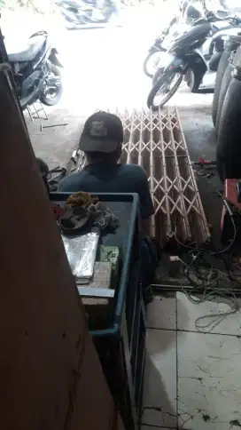 Tukang spesialis rolling door folding gate murah