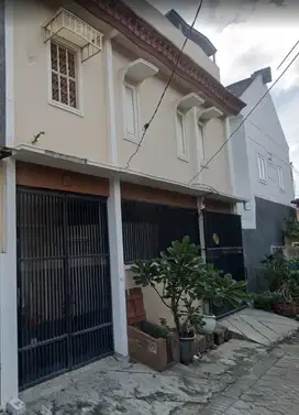 Libra dekat Karang Empat