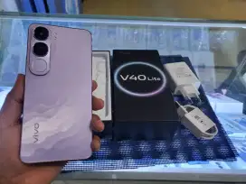 VIVO V40 LITE  RAM 8+8/128GB
AMOLED 120HZ SIDIK JARI DI LAYAR