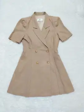 Dress wanita kondisi seperti baru